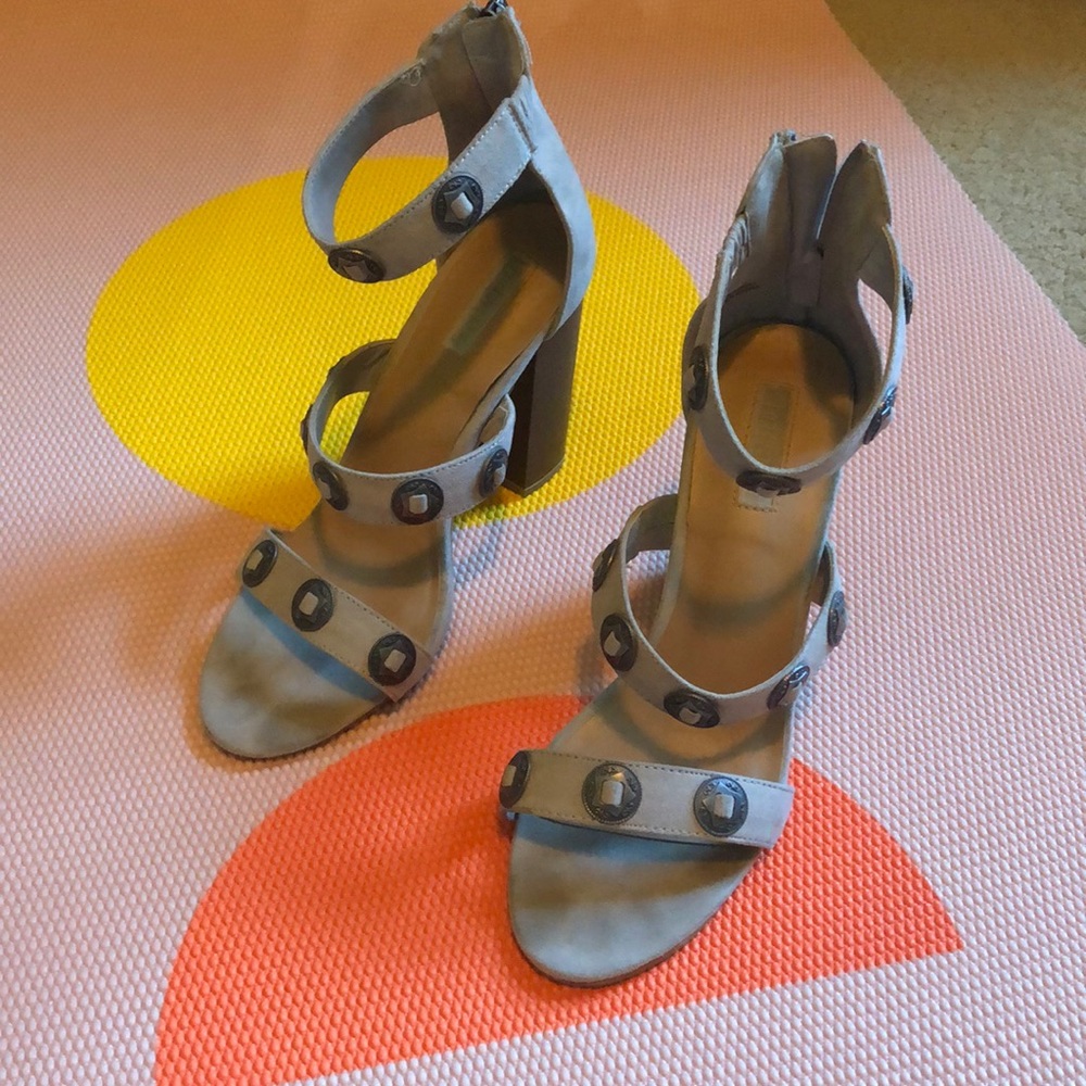 Forever 21 high heels size 8